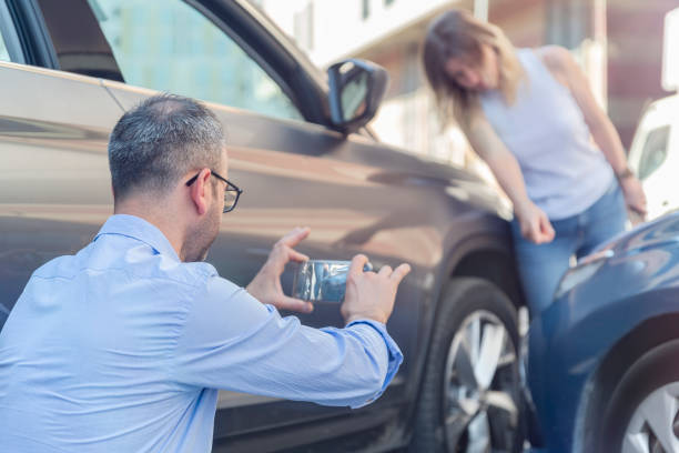 Professional Commercial Auto Insurance technician working in Warrensburg, MO